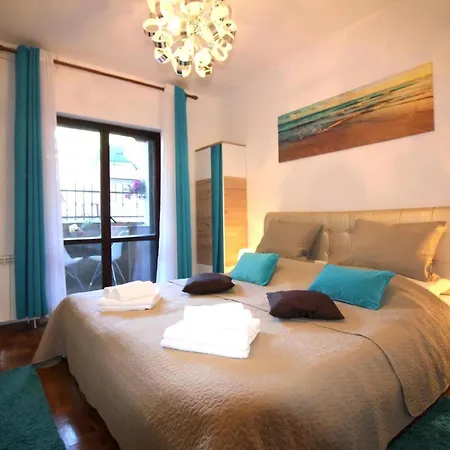 Apartment Vista 1 Fuer 2 Personen Mit Garten Und Grill Porec