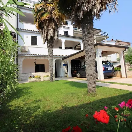 Apartment Vista 1 Fuer 2 Personen Mit Garten Und Grill *
